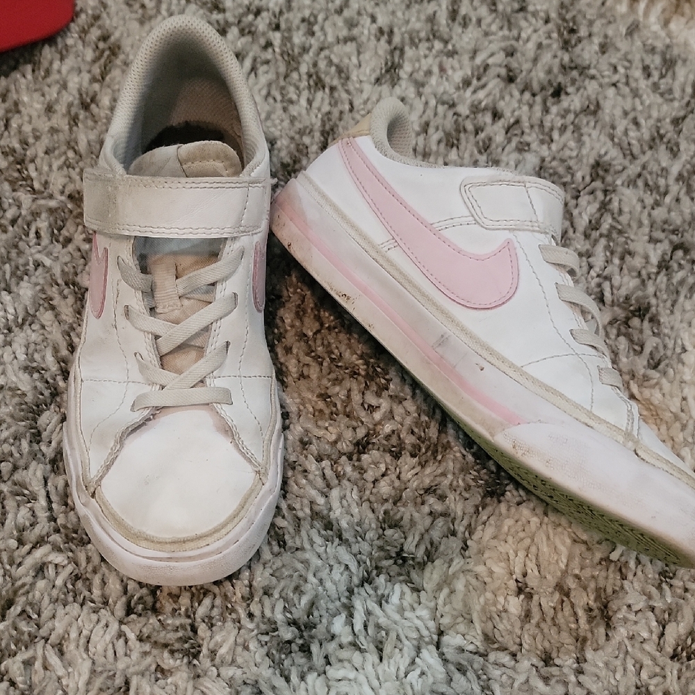 Kids Nike Courtside